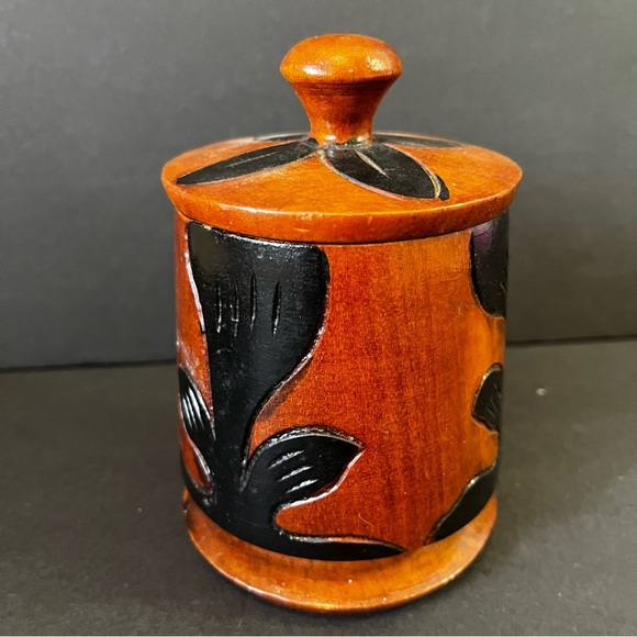 Vintage Wooden Hand Carved Decorated Lidded Trinket Box / Coaster Holder Haiti - Picture 2 of 9